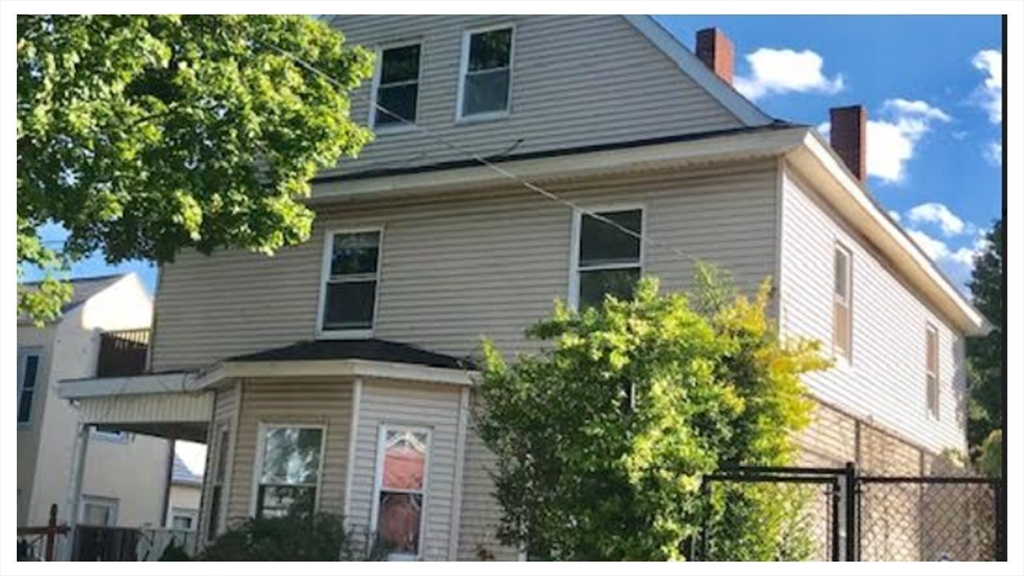 12 Raymond Ave, Somerville