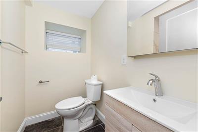 72 Stanley Ave, South Medford