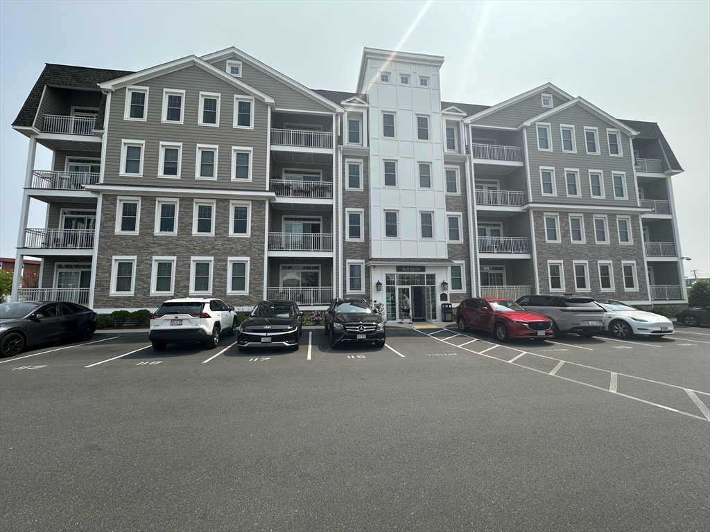 320 Middlesex Ave, Wellington