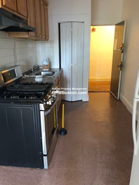 451 Norfolk St, Mattapan