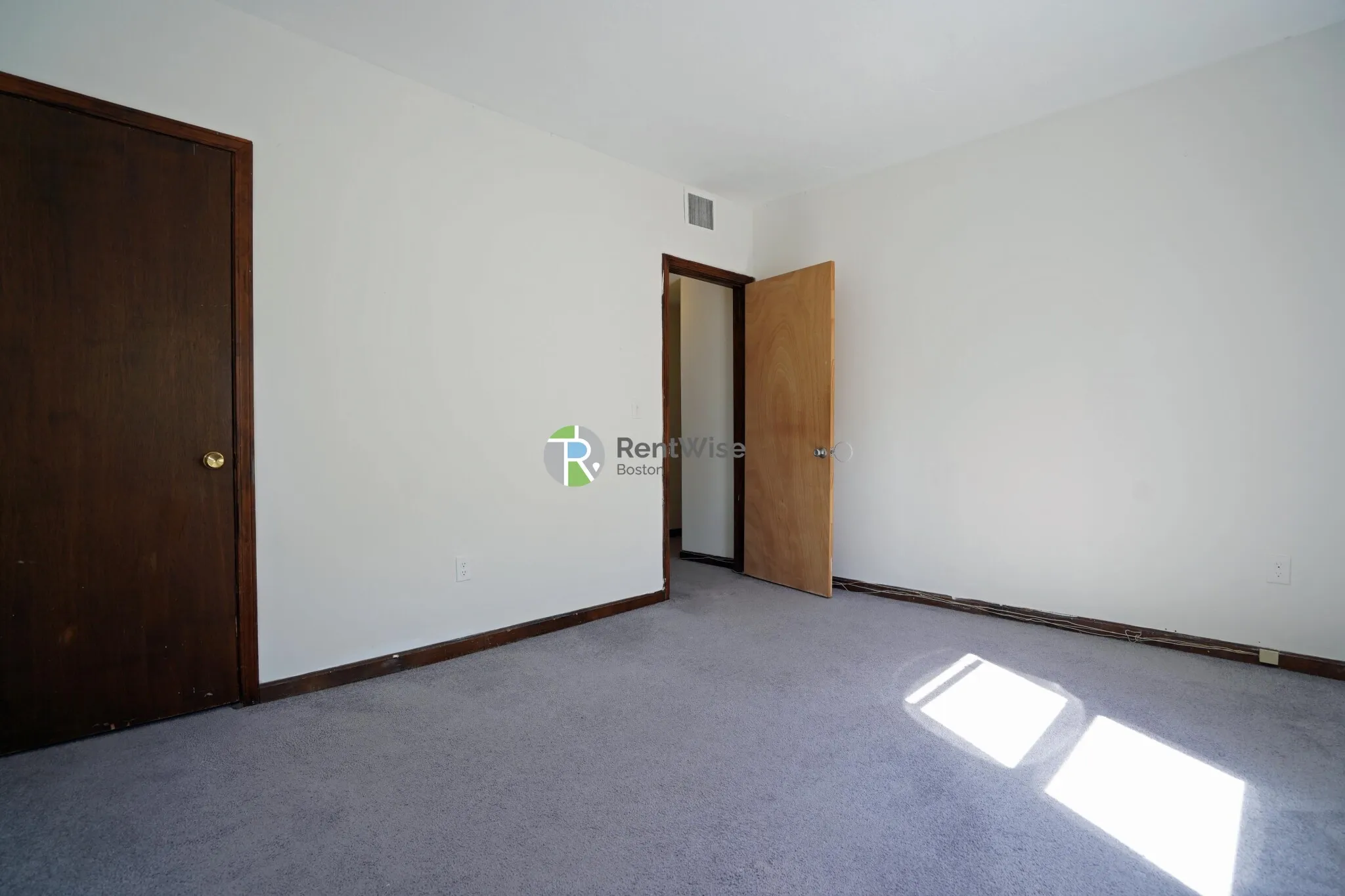 87 Sheridan St, Jamaica Plain