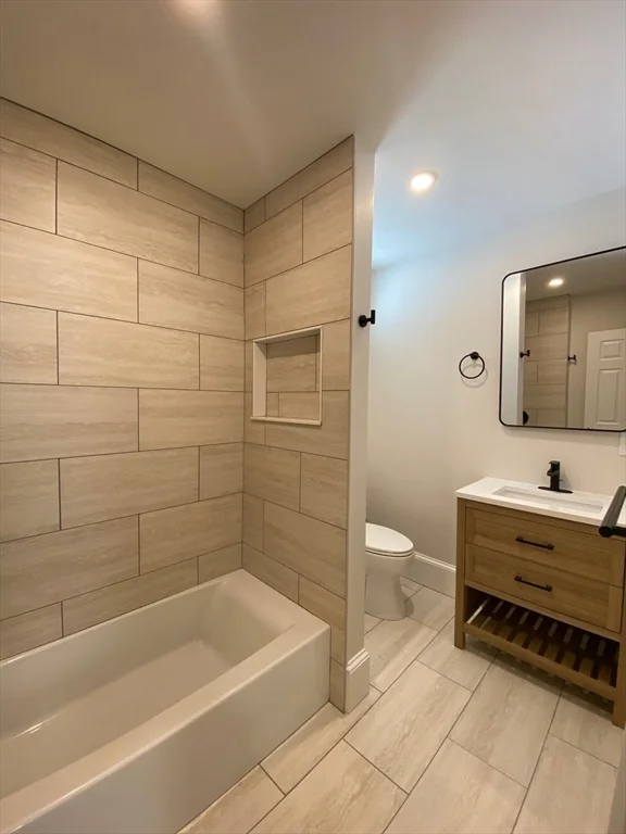 7 Kenney, Jamaica Plain