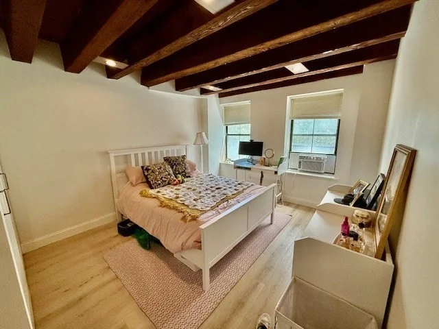 120 Commercial St, Waterfront