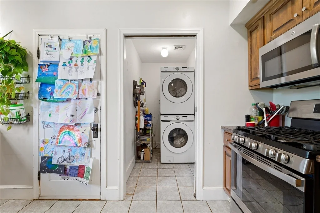 10 Ashmont Ct, Dorchester