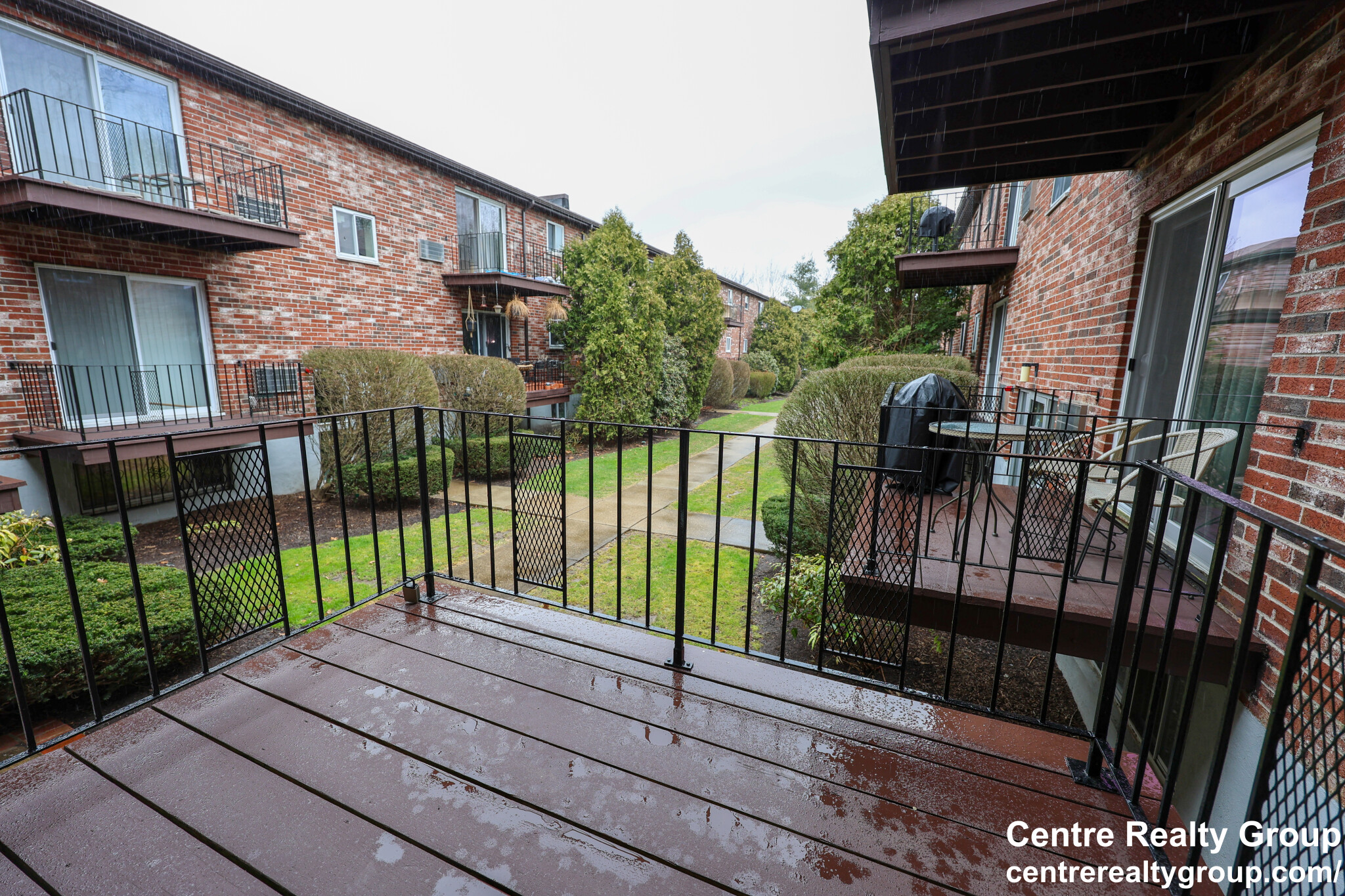 35 Westgate Rd, Chestnut Hill