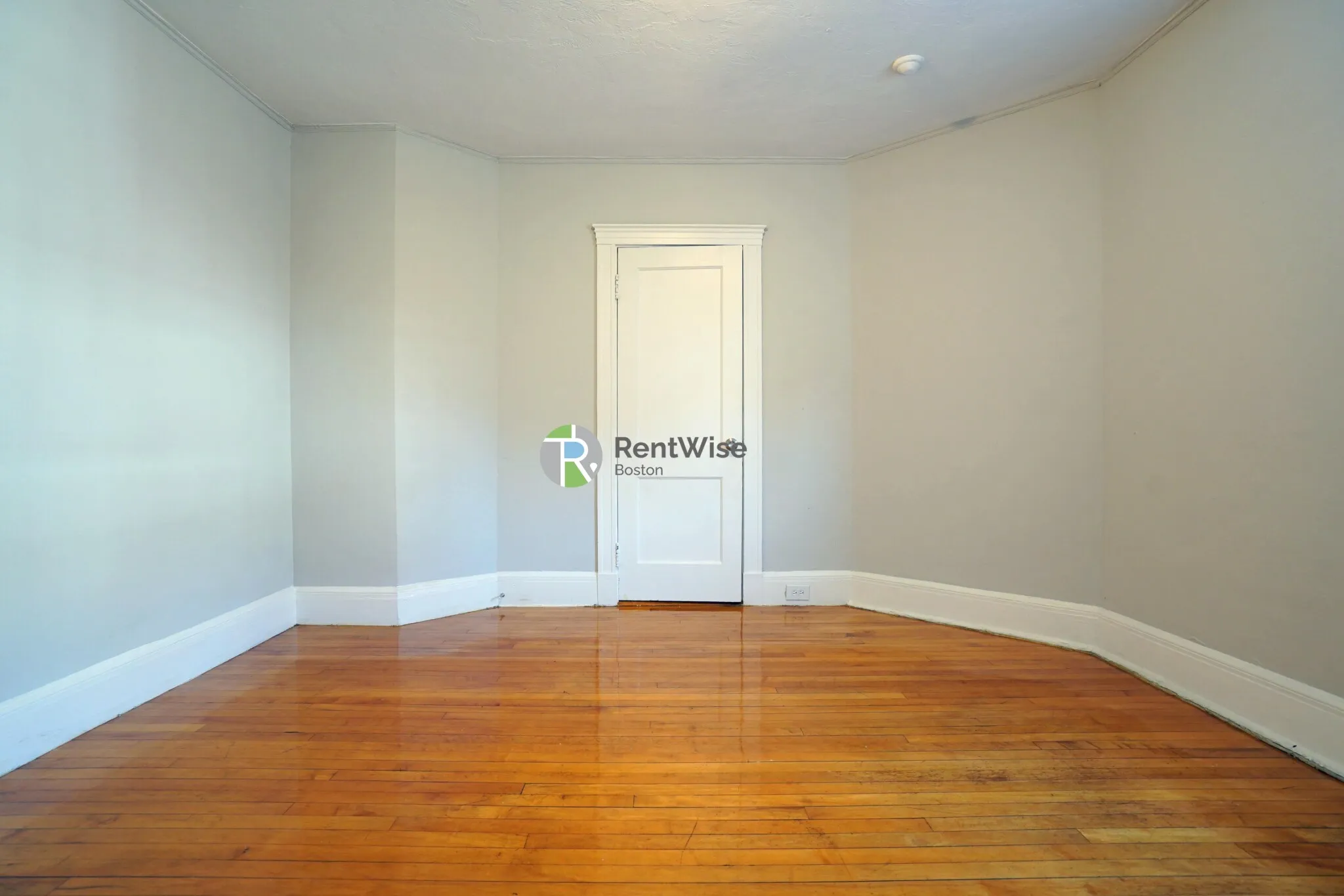 90 Cypress St, Emerson Gardens