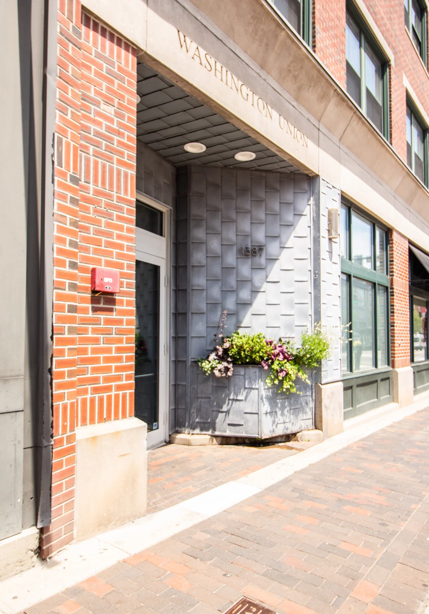 1387 Washington St, South End