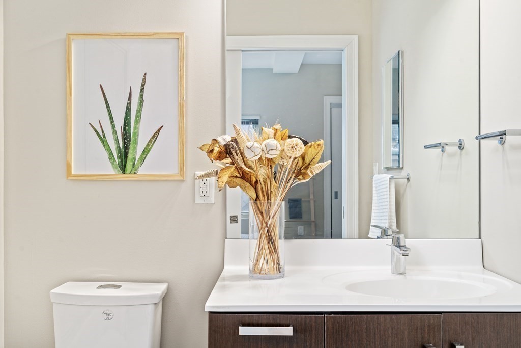 11 West Broadway, South Boston