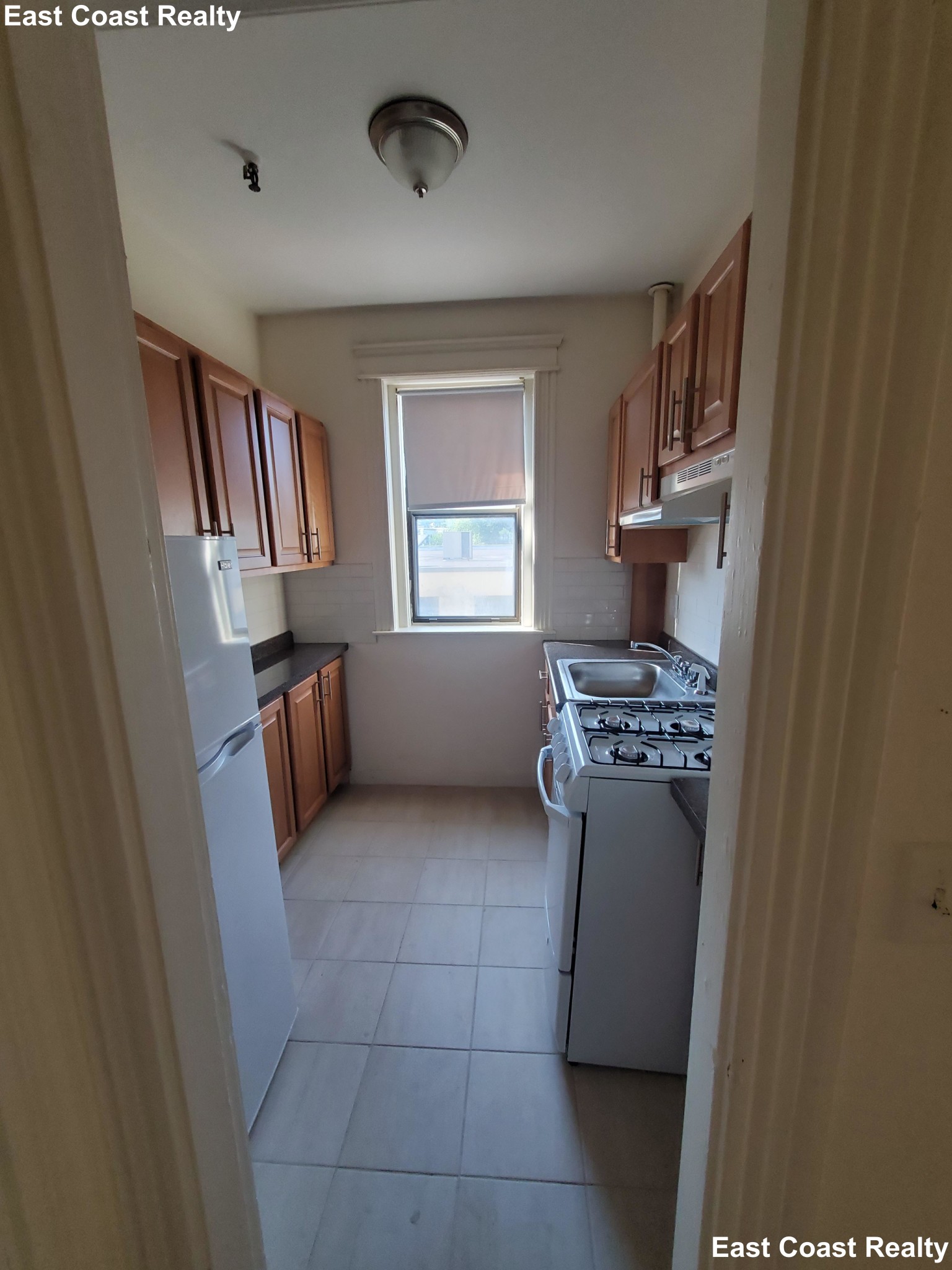 1144 Commonwealth Ave, North Brookline