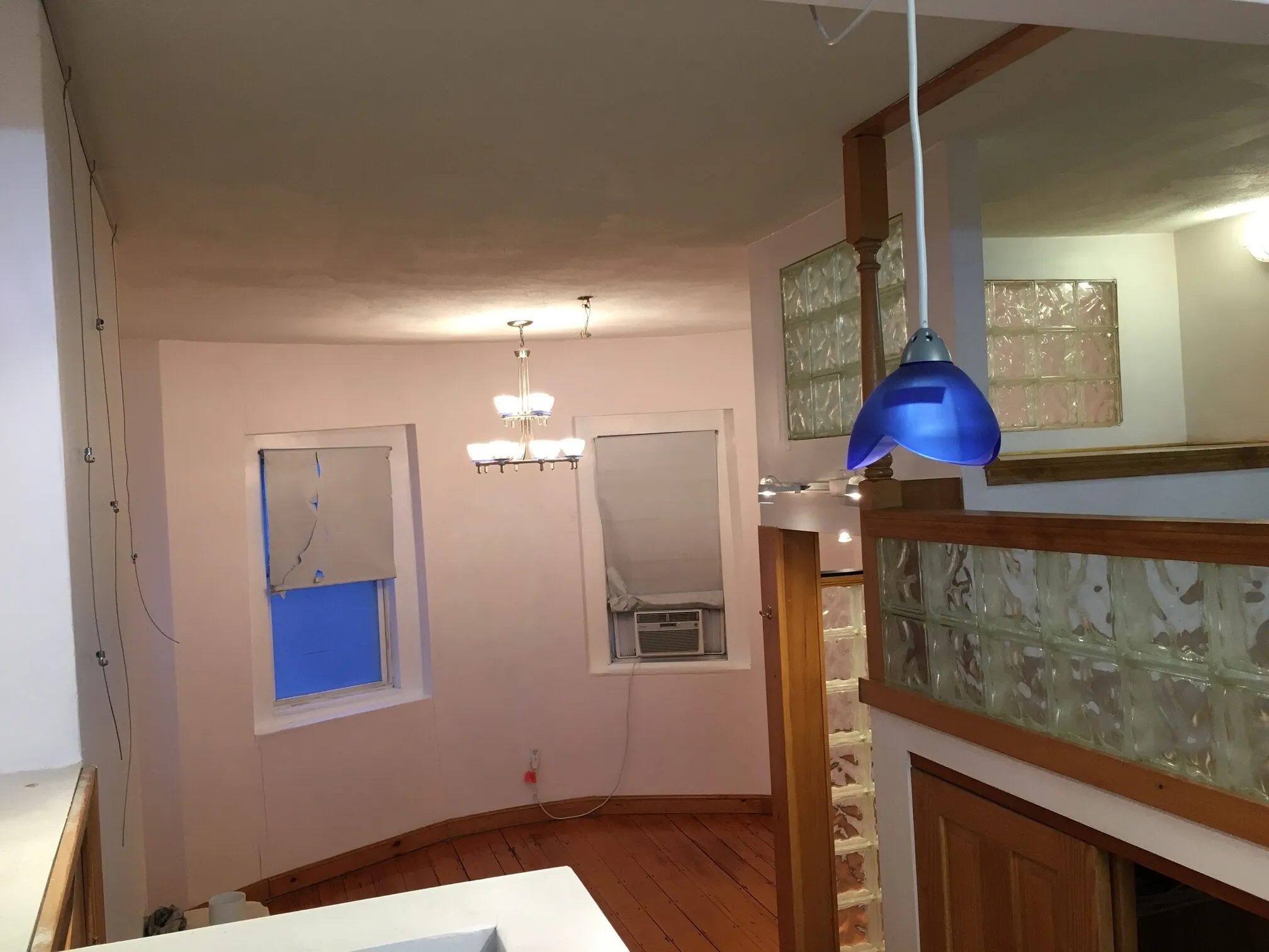 702 Massachusetts Ave, South End