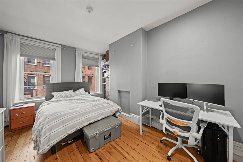 19 Cortes St, Back Bay