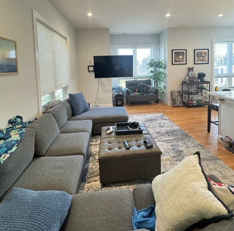 353 Dorchester St, South Boston