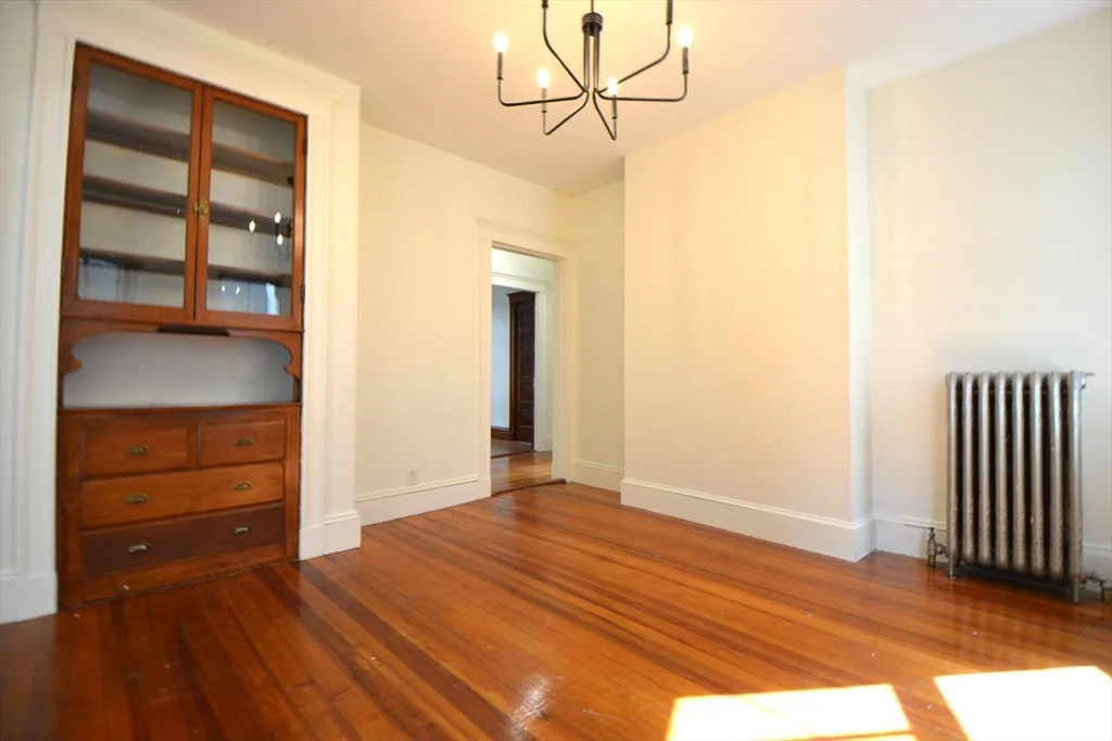 82 Montebello Rd, Jamaica Plain