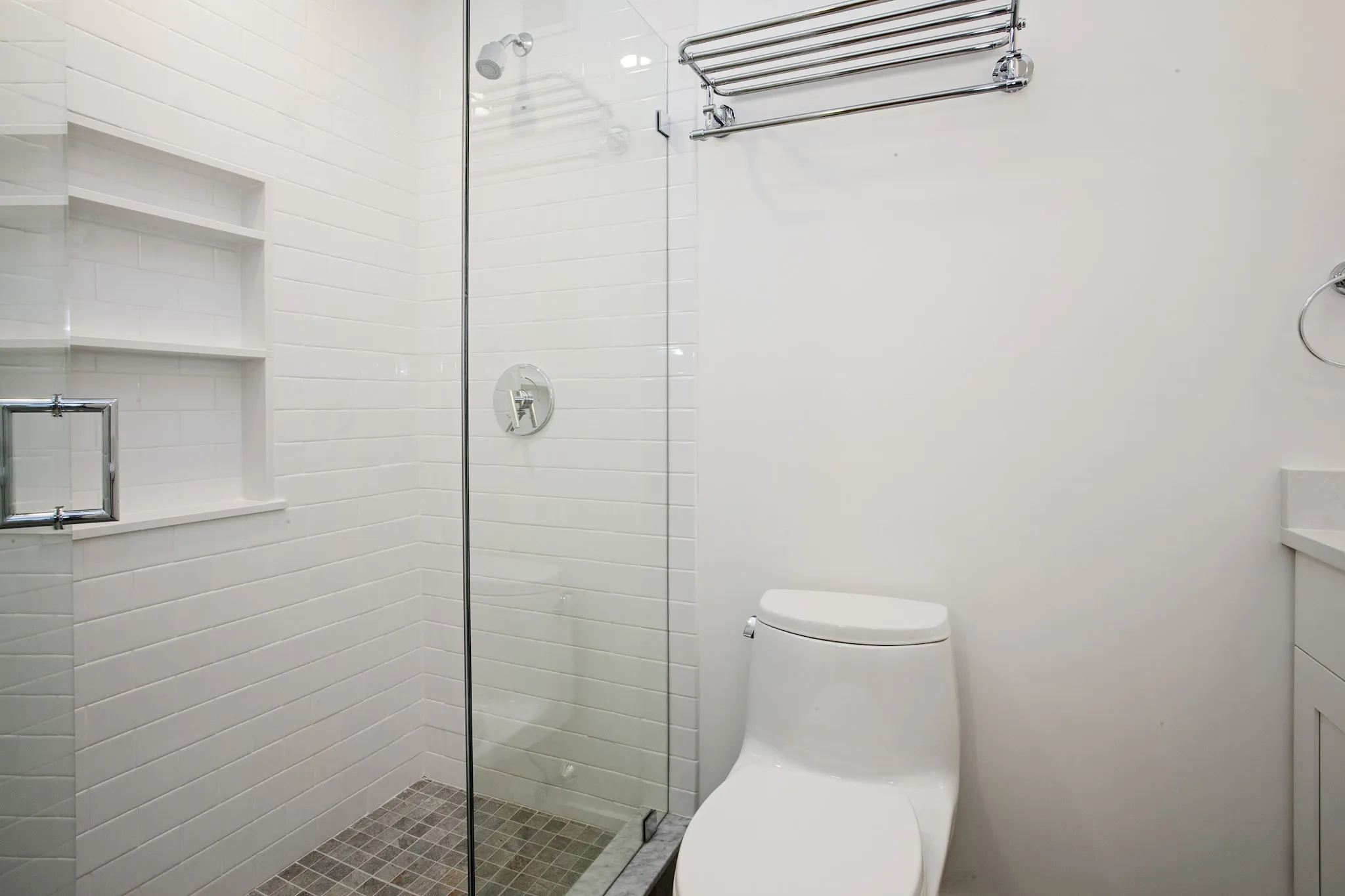 17 Saint Marys Ct, Brookline