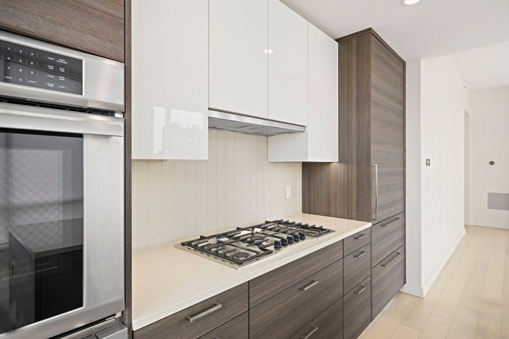 1 Franklin St, Midtown