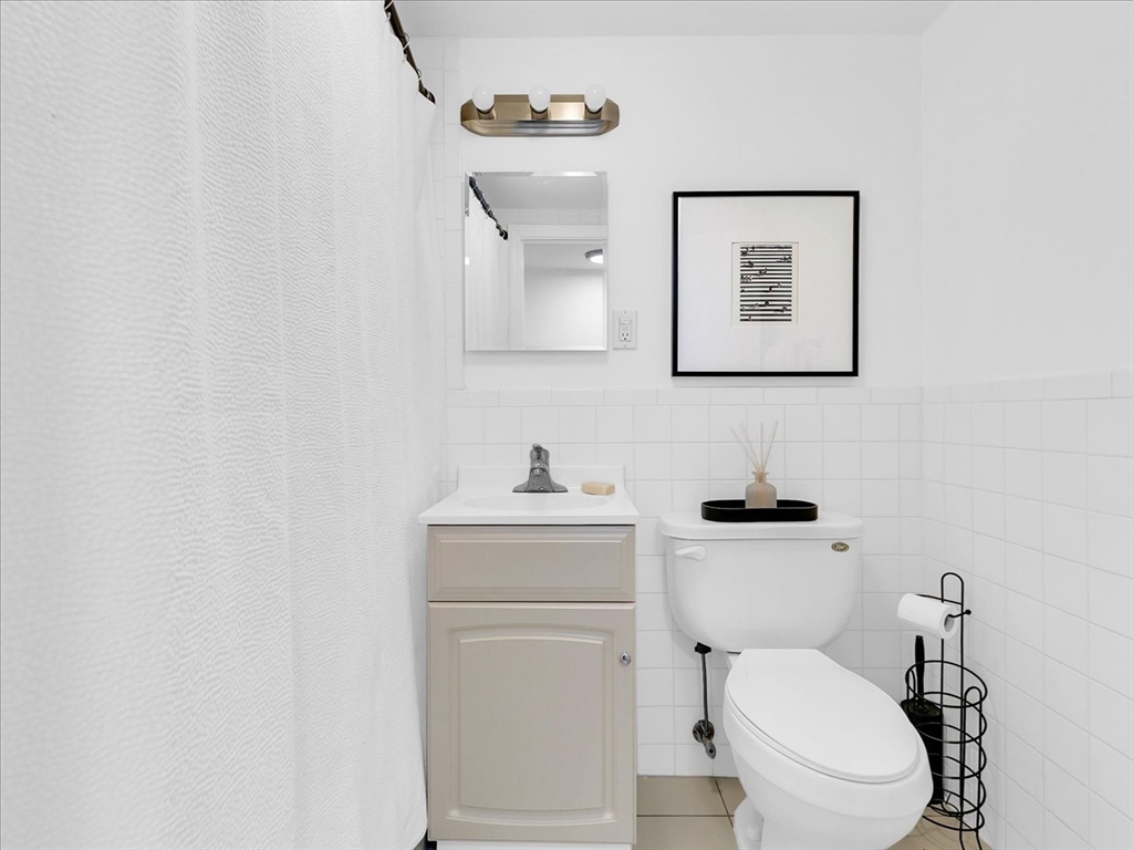 15 University Rd, Aspinwall Hill