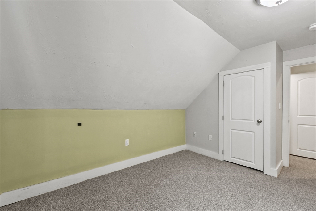 114 Old Oaken Bucket Rd, Norwell