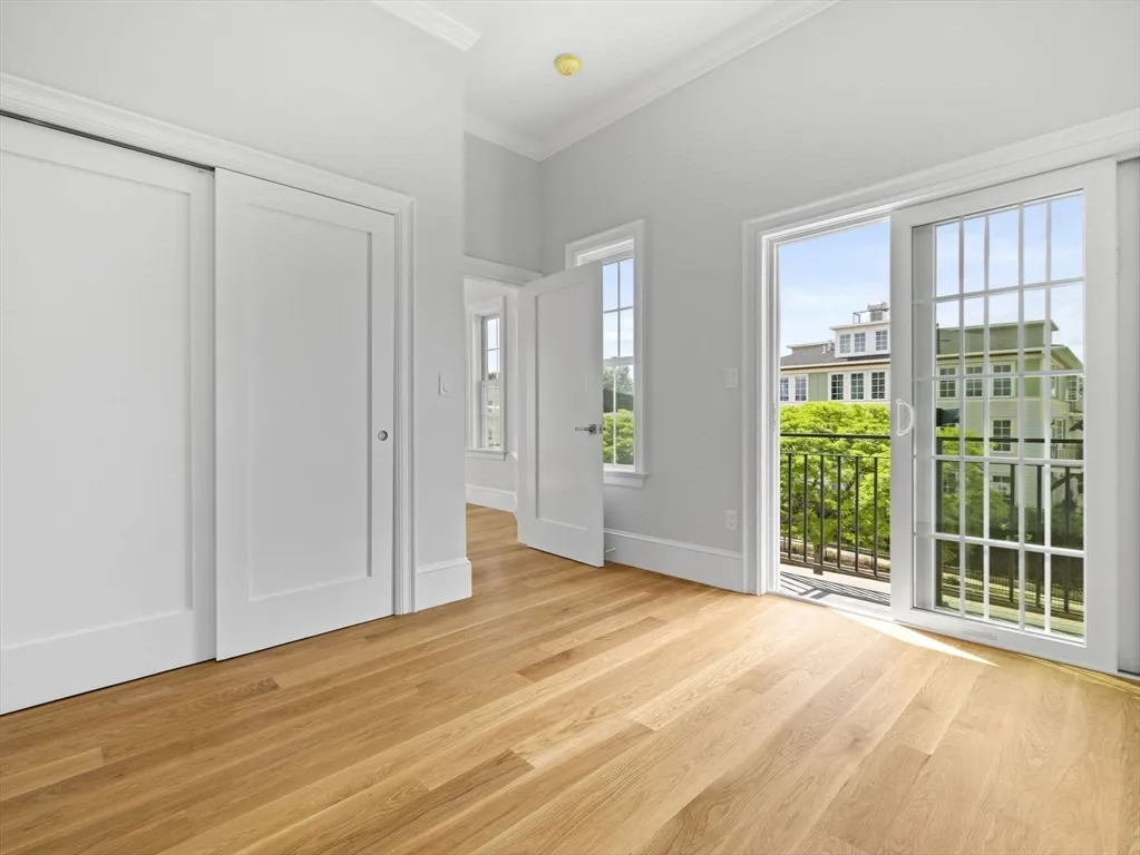 944 East Broadway, South Boston