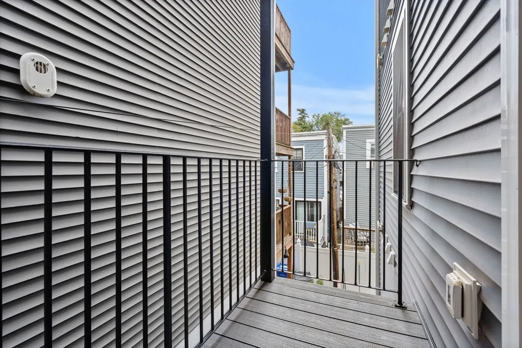 174 West Seventh St, South Boston