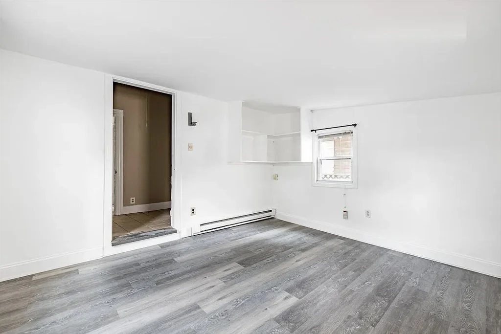 59 -61 Glenwood, Winter Hill