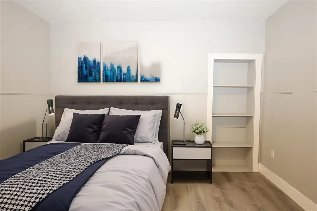 23 Des Moines Rd, Quincy