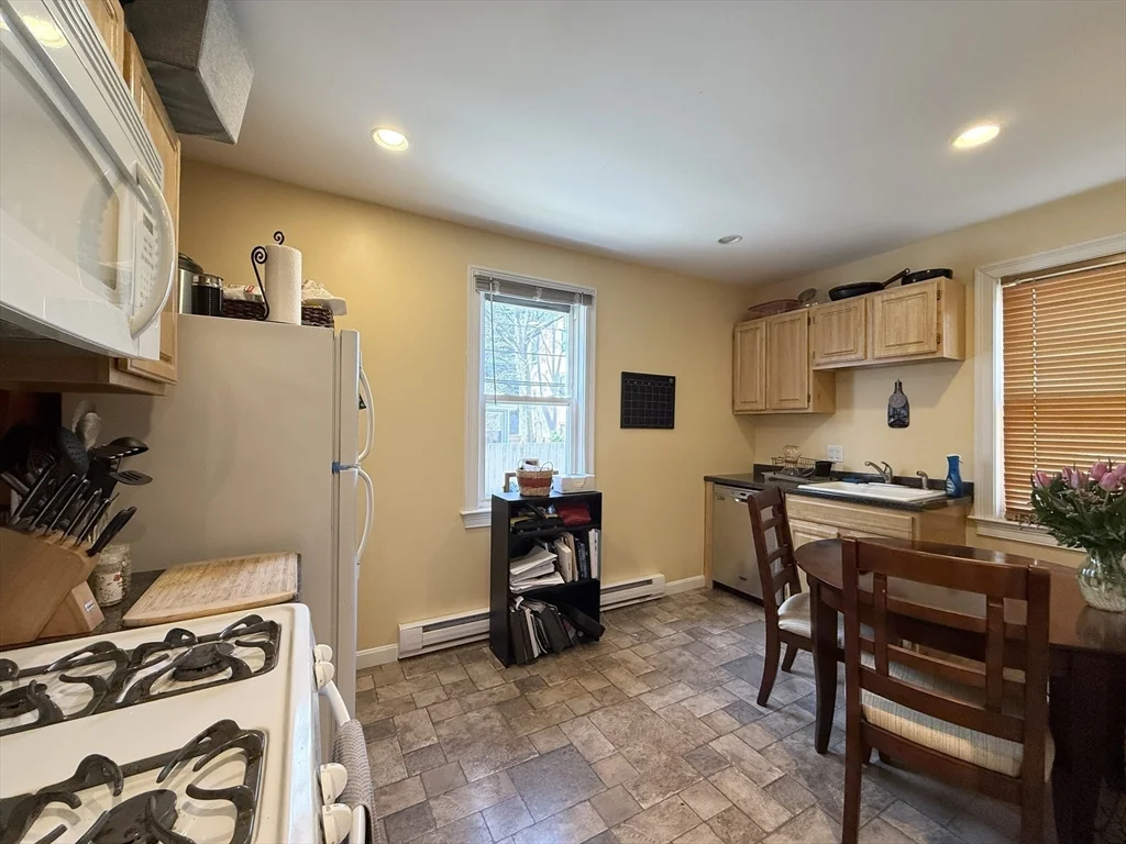 295 Allston St, Cambridgeport