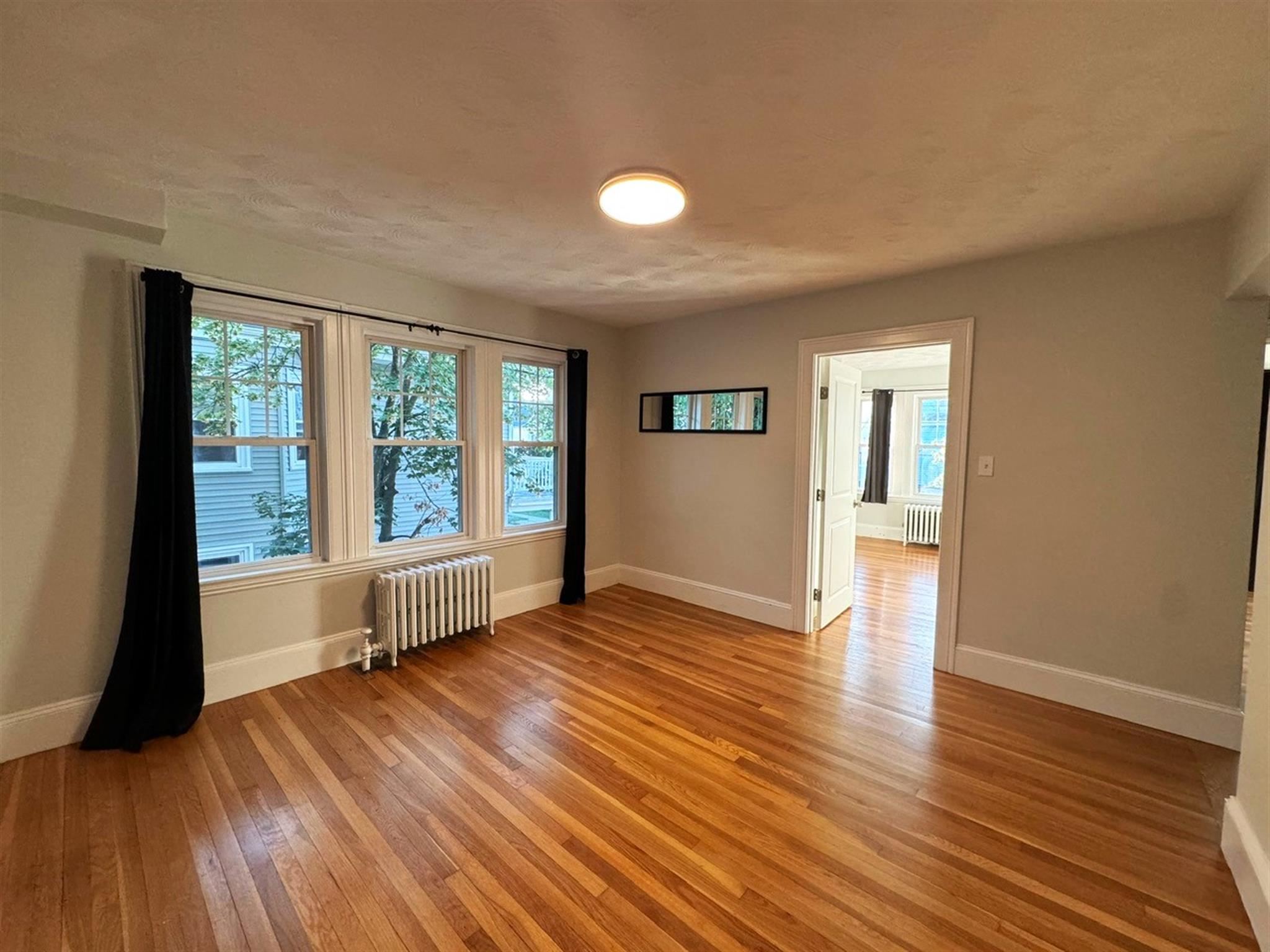 22 Harris Rd, Medford