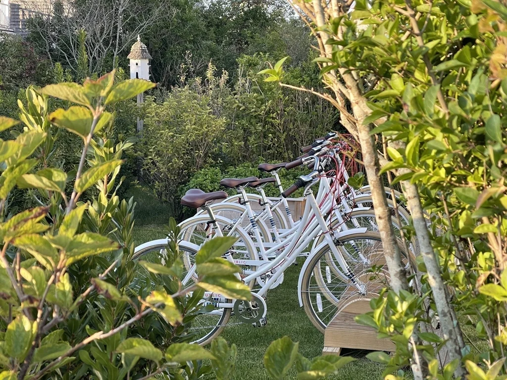 66 Hulbert Ave, Nantucket