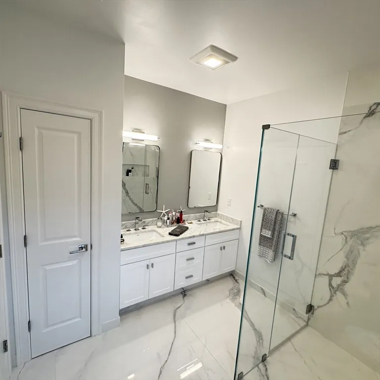 259 Oakwood Ave, Revere