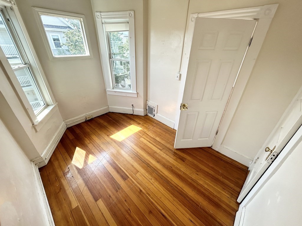 74 Romsey St, Boston