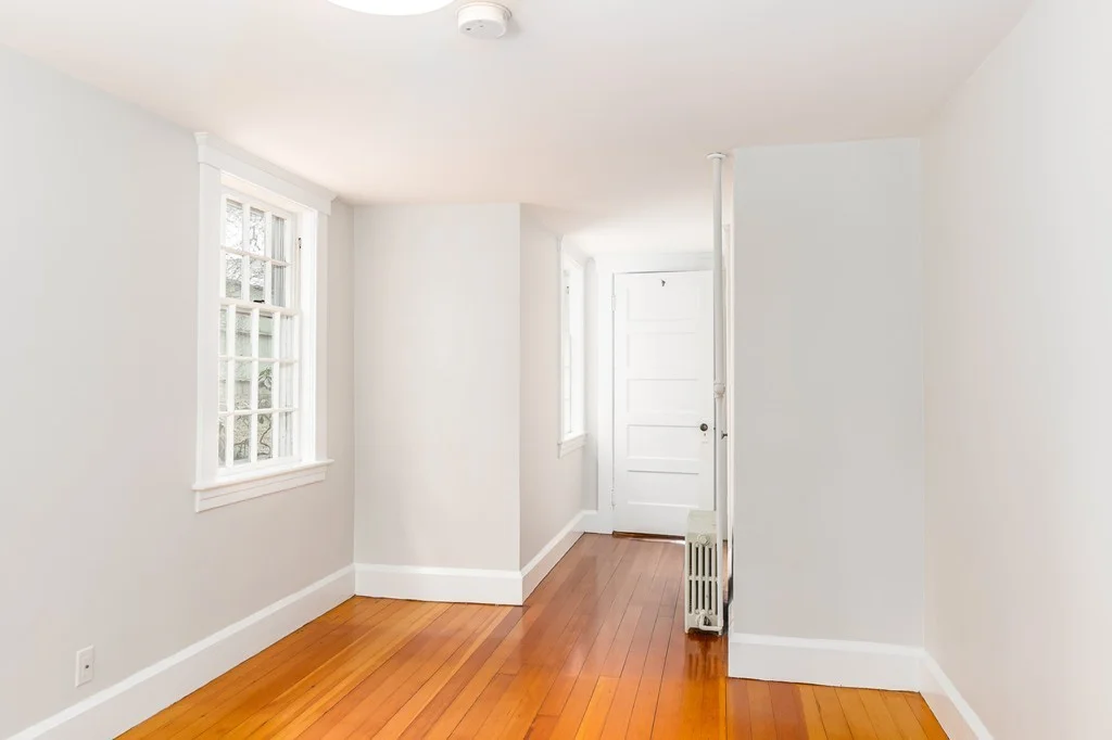92 Farmers Row, Groton