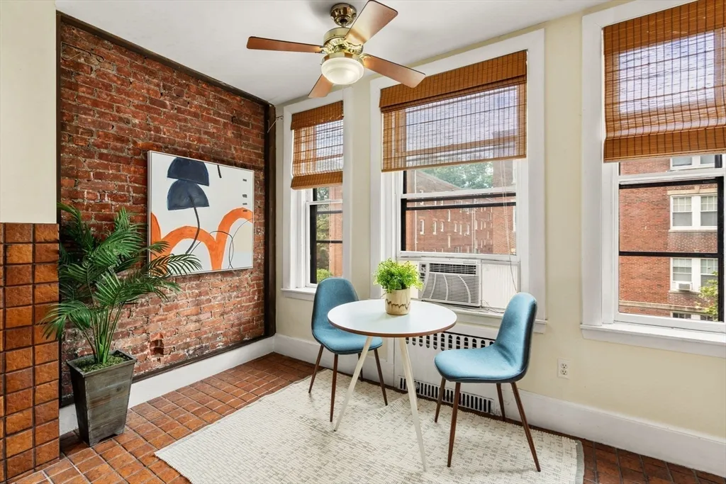 37 Saint Paul St, Coolidge Corner