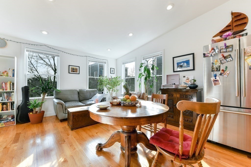 236 Havre St, East Boston