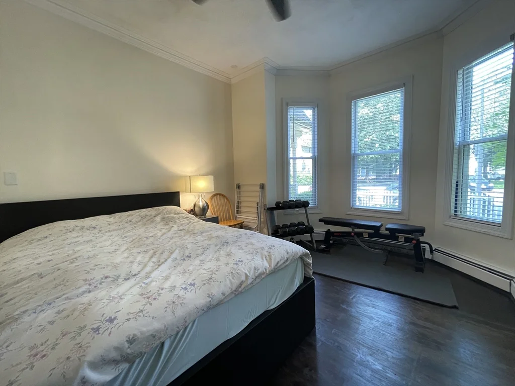 11 Bowdoin Ave, Dorchester