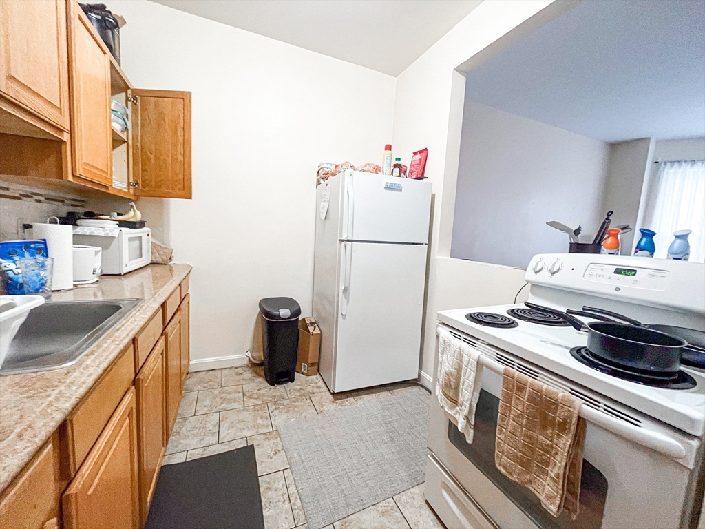 1242 Commonwealth Ave, Brighton