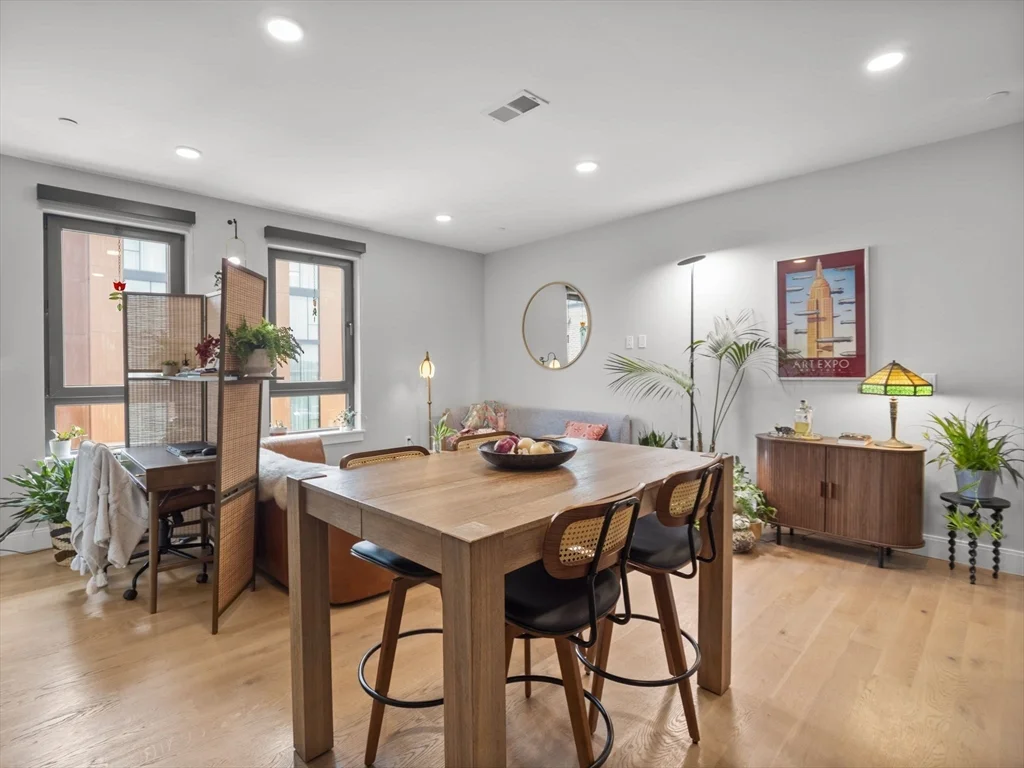 9 Central St, Spring Hill