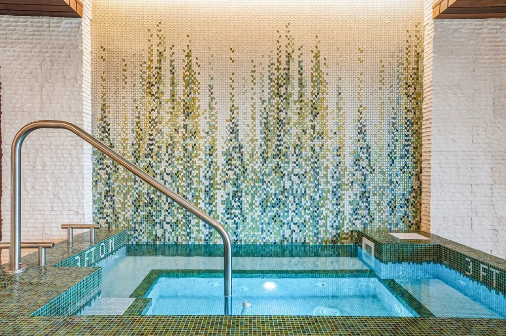 150 Seaport Blvd, Seaport District