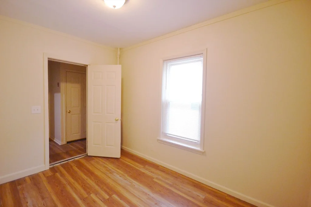 143 Arlington St, Framingham