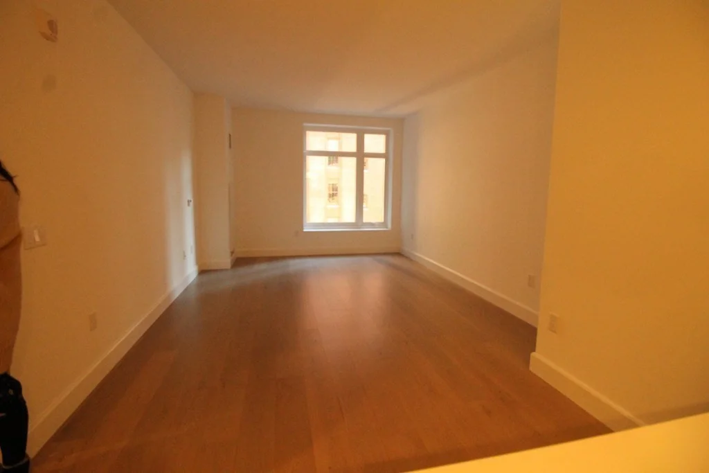 100 Lovejoy, West End