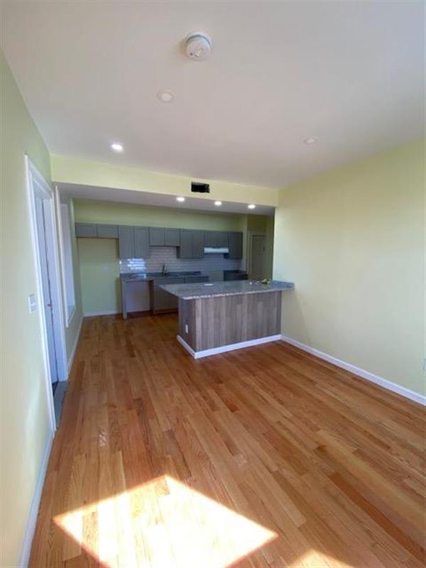 295 Windsor St, The Port