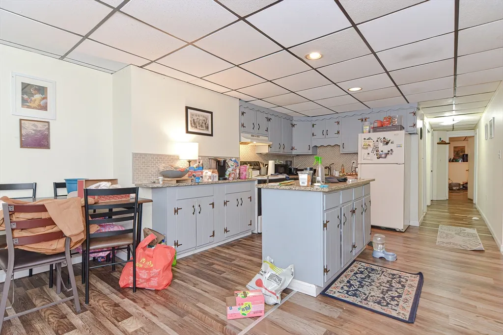 1524 Commonwealth Ave, Brighton