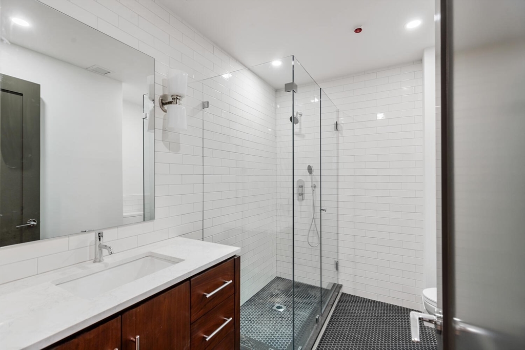 144 Lincoln St, Leather District