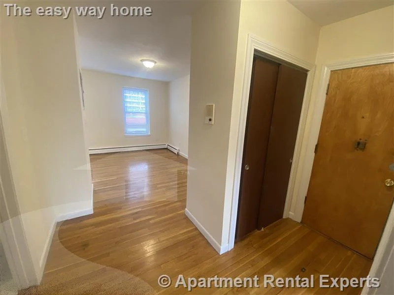 176 N Beacon St, Brighton