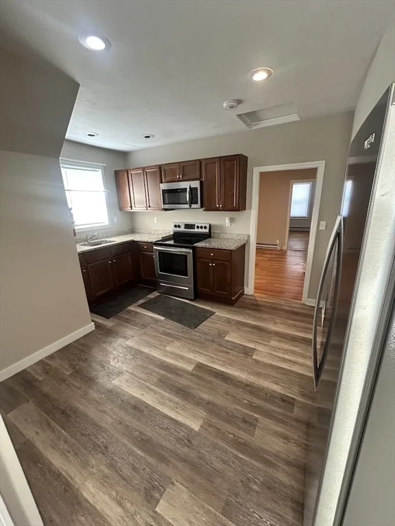 35 Newcomb Pl, Taunton