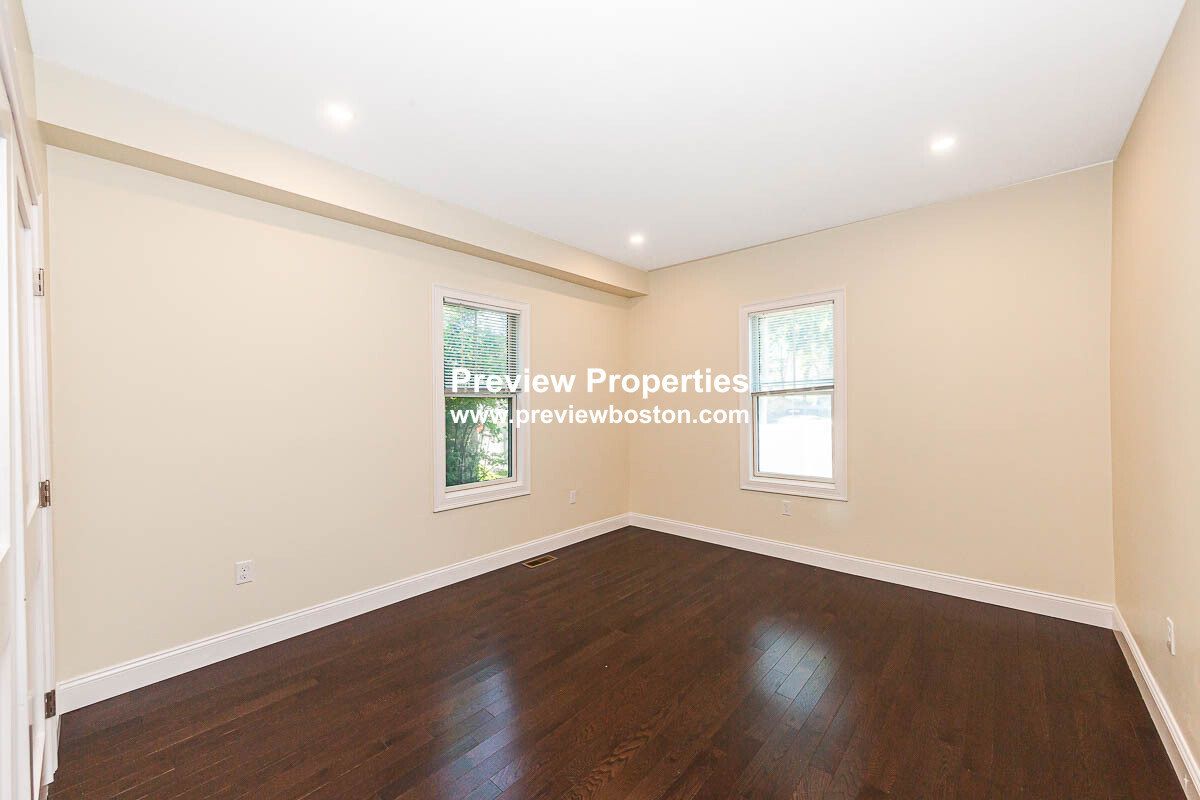 120 Jerome St, West Medford