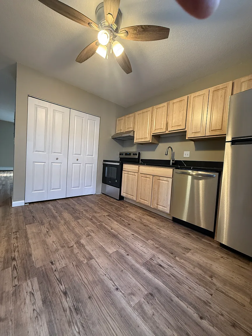 4 Albemarle Ct, Back Bay