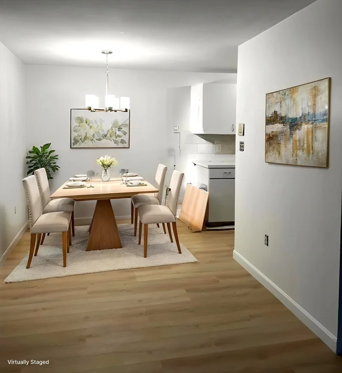 1 Village Hill Ln, Natick