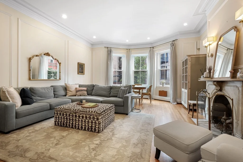 28 Marlborough St, Back Bay