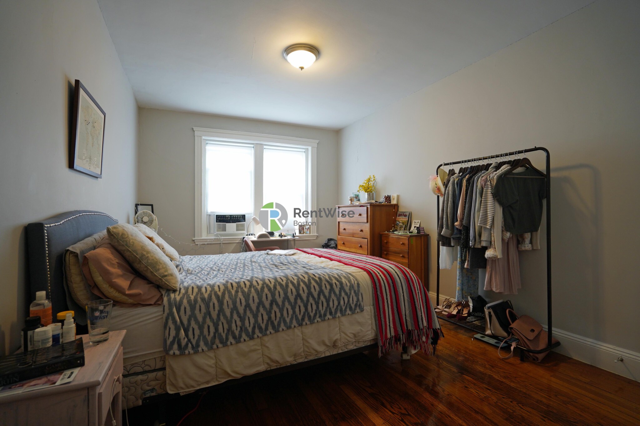 51 Linden St, Allston