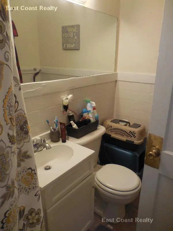 518 Cambridge St, Allston